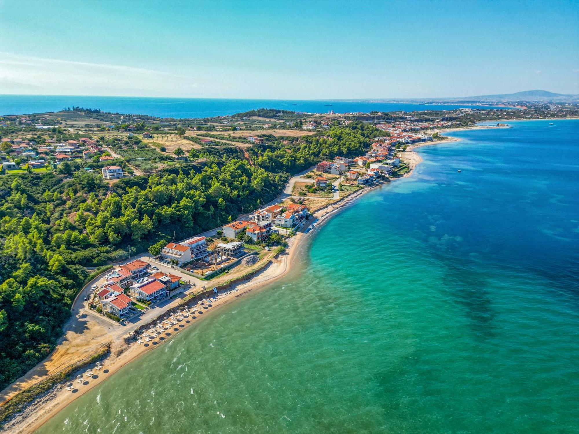 Elpiniki Luxury Apartments Nea Poteidaia Exterior foto